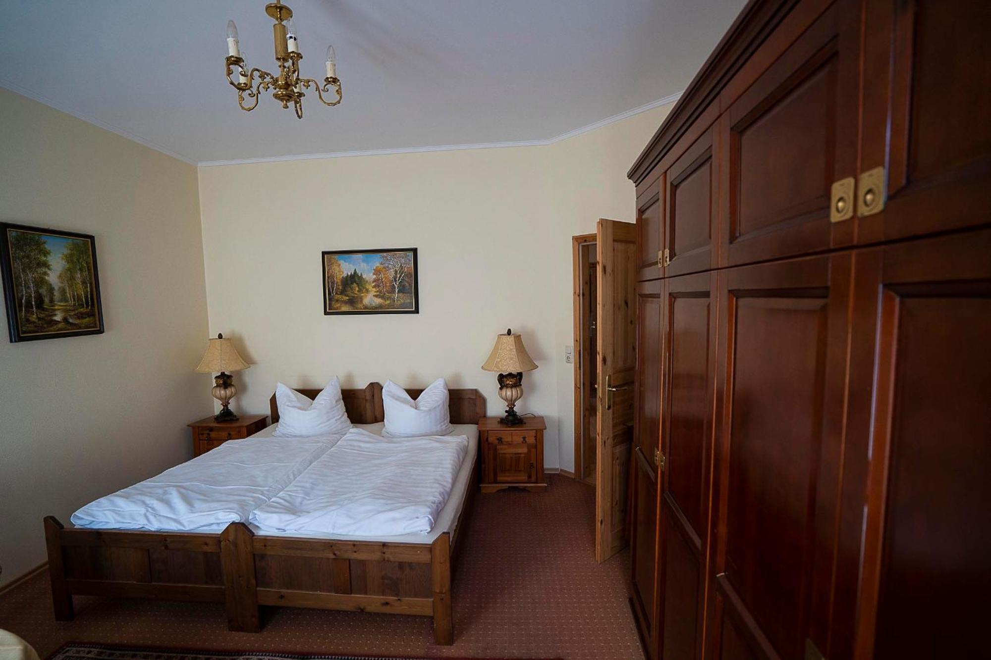 Pension Am Dom Schwerin  Habitación foto